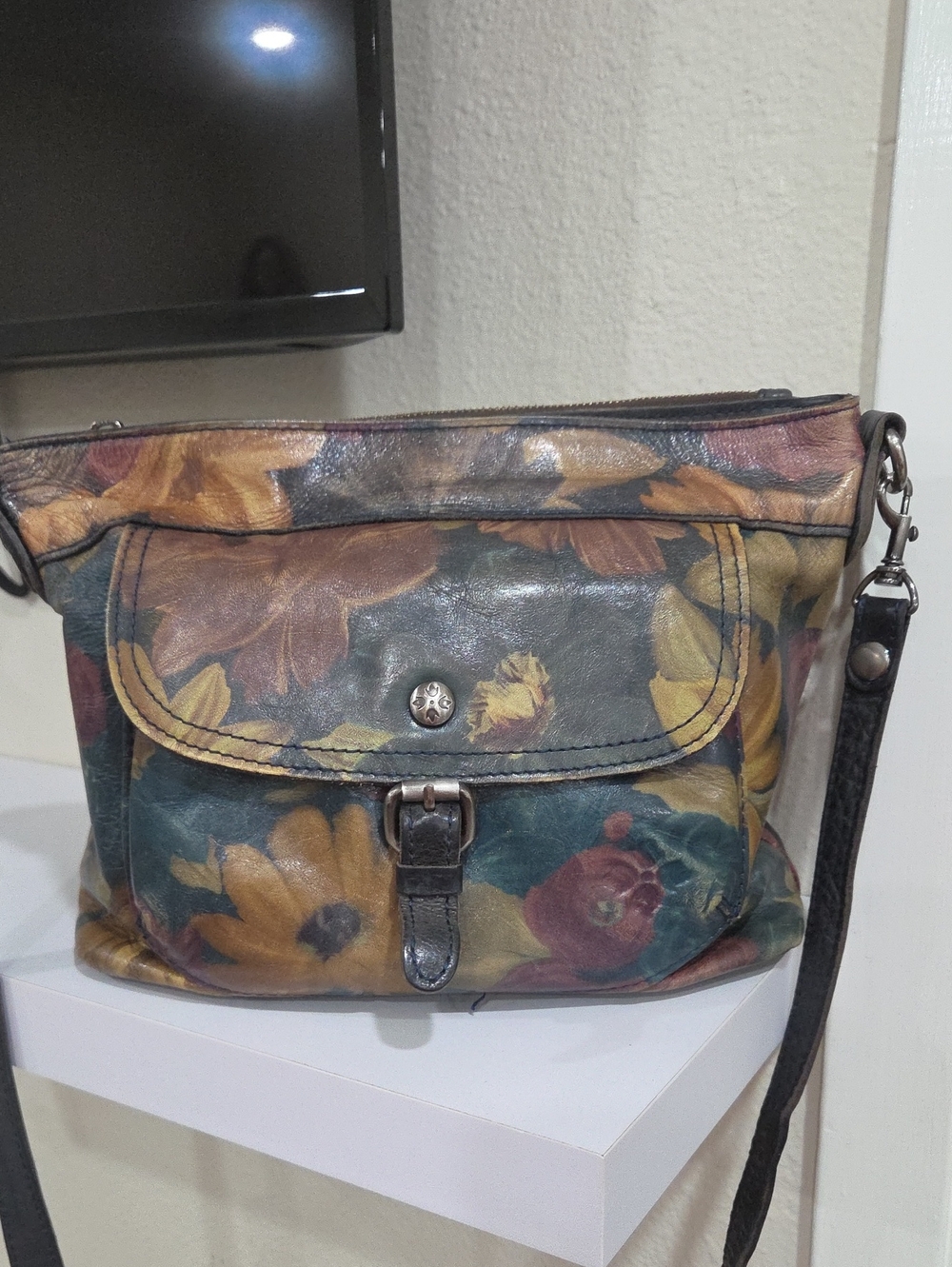 Patricia Nash Vintage Floral Leather Crossbody Bag in Multicolor